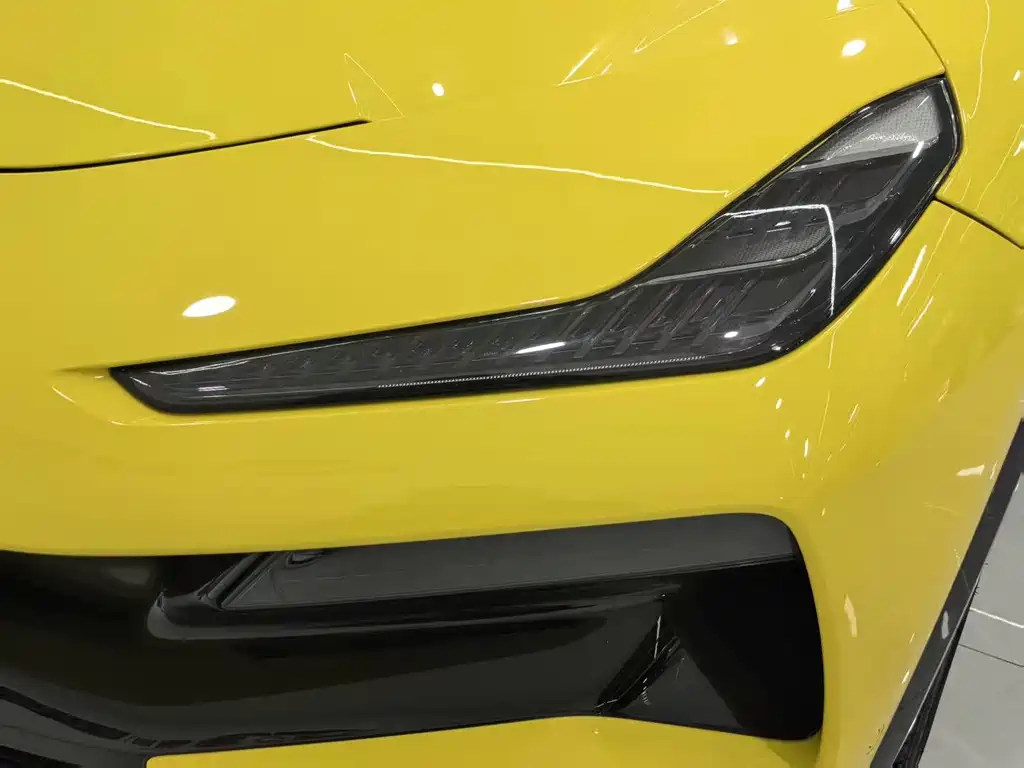 LOTUS SPORTS CAR ELETRE