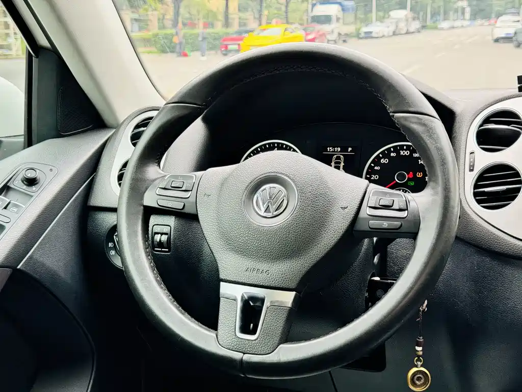 Volkswagen Tiguan — миниатюра 6