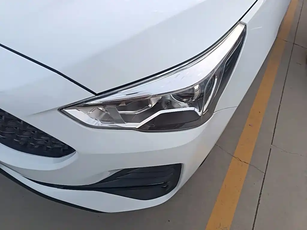 Haval M6 — миниатюра 24
