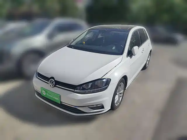 VOLKSWAGEN GOLF 2018