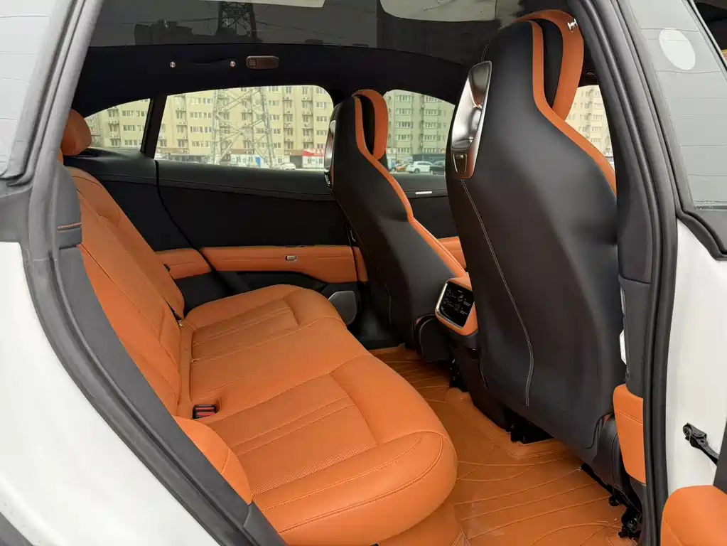 XIAOMI CAR XIAOMI YU7