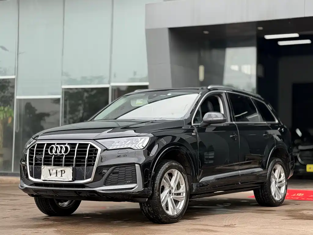 Audi Q7 2024