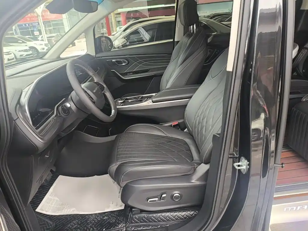 Maxus G90 — миниатюра 15