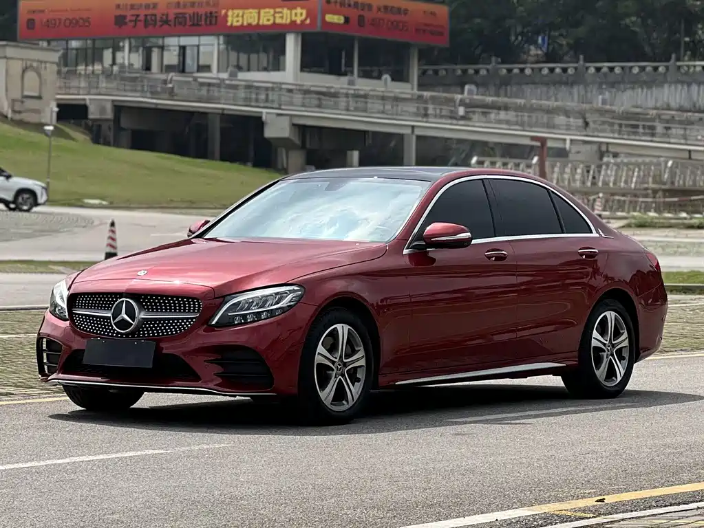 Mercedes-Benz C-Class 2021