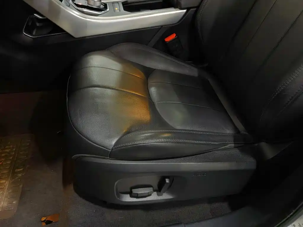 Land Rover Evoque — миниатюра 20