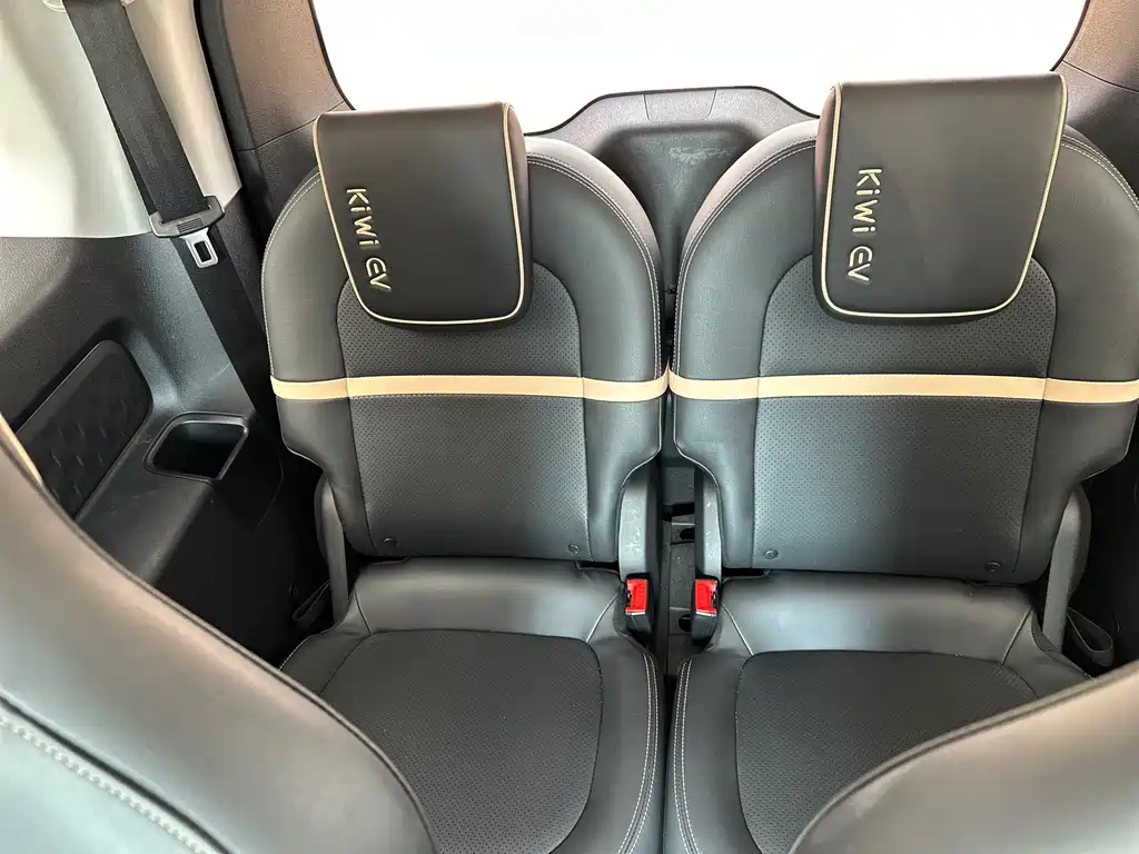 Baojun KiWi EV — миниатюра 12