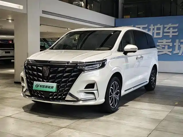 ROEWE IMAX8 NEW ENERGY 2025