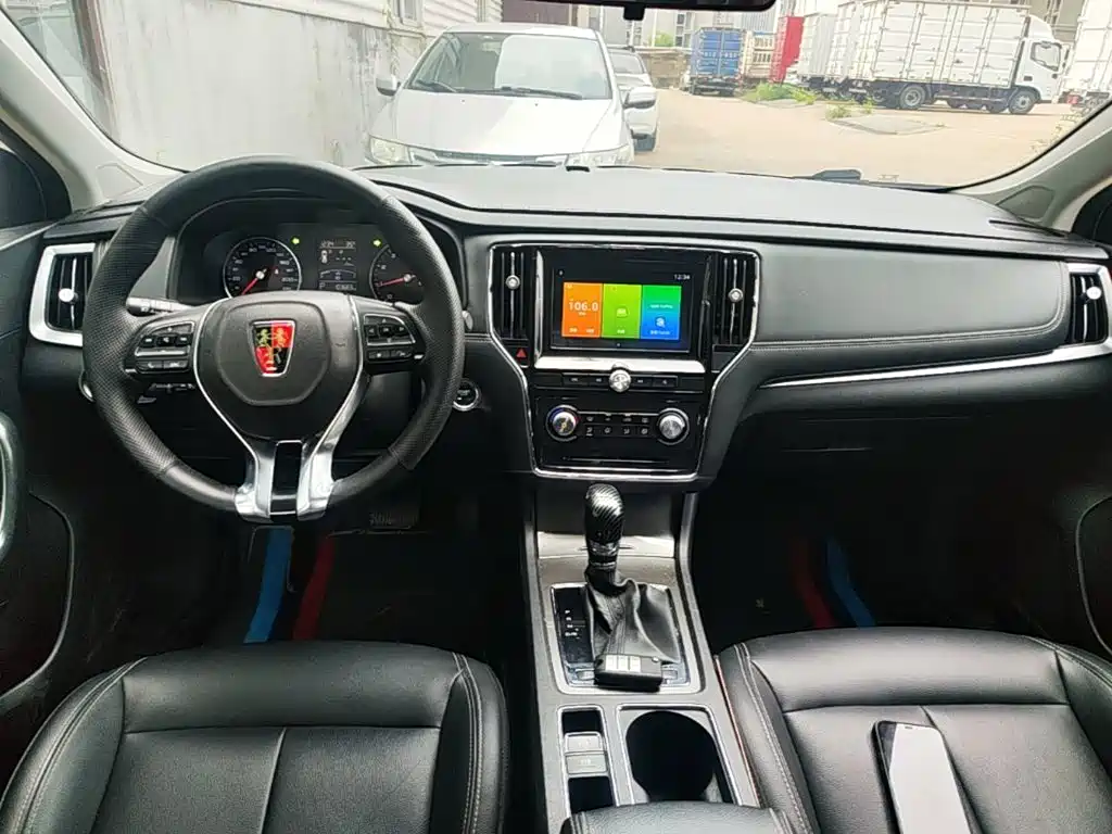 Roewe Roewe i6 Classic — миниатюра 10