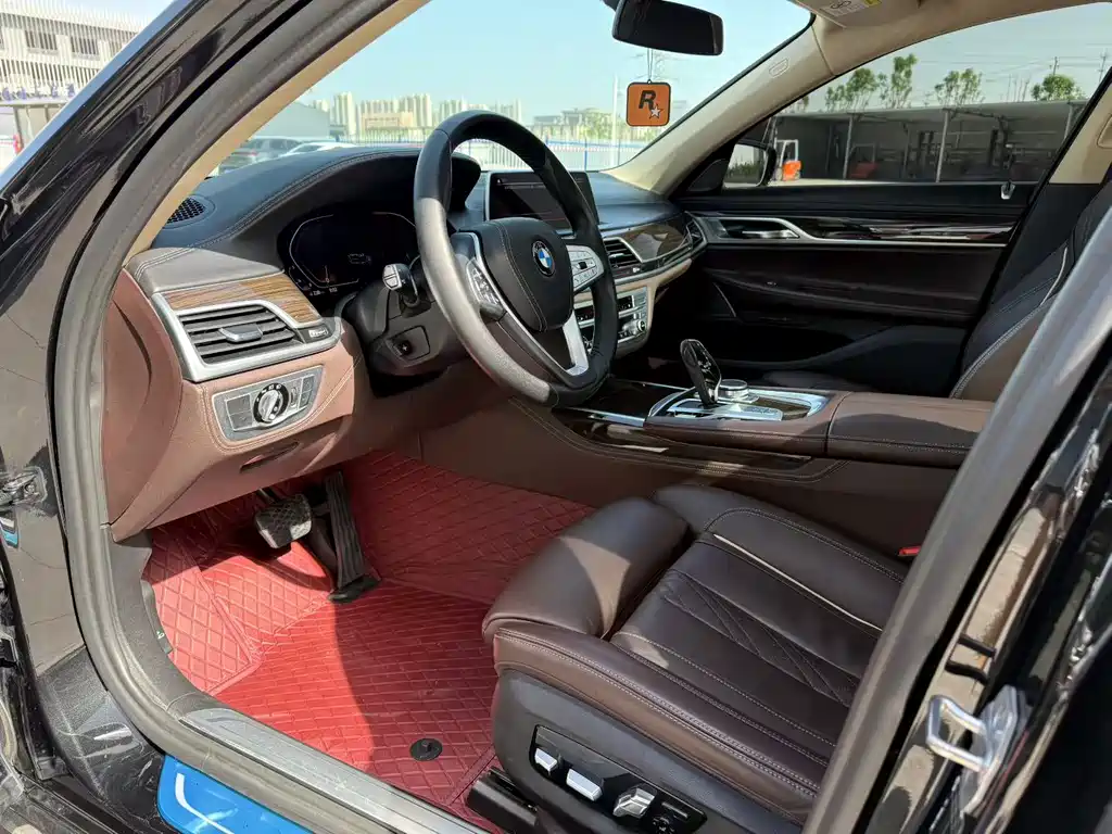 BMW 7 Series 7 2021 730Li Luxury