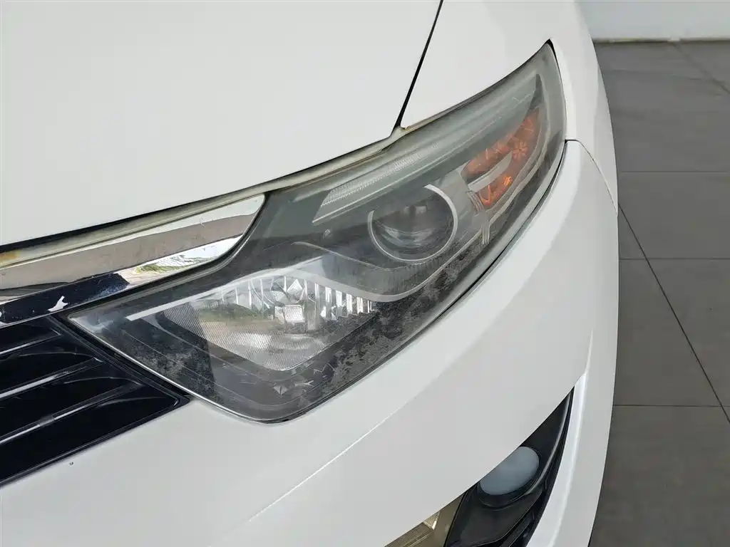 Soueast DX7 2015 1.5T AT Luxury