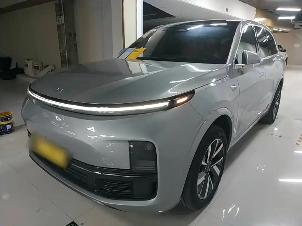 Li Auto Li L8 — миниатюра 2