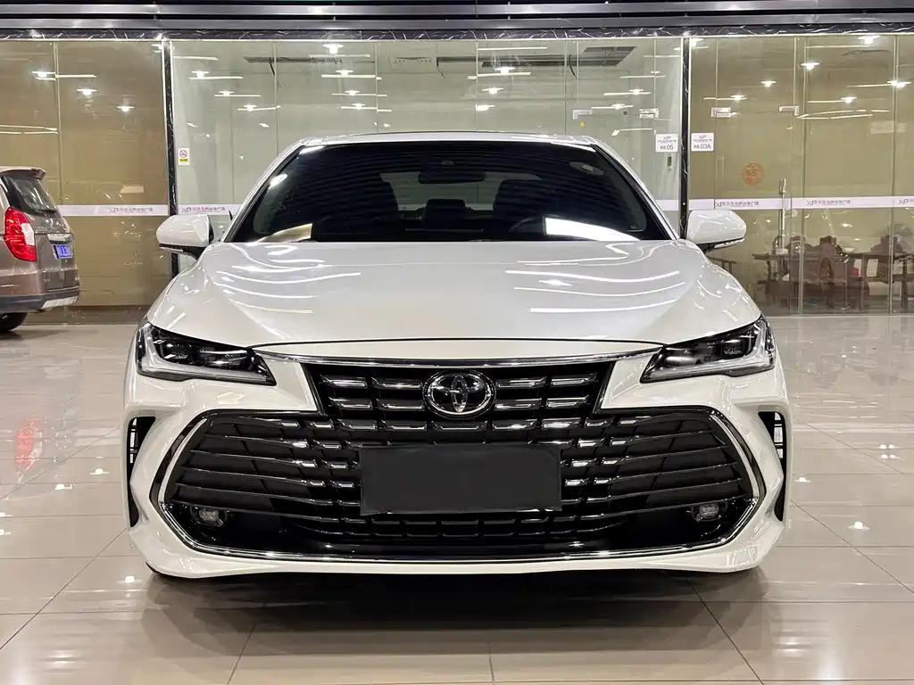Toyota Avalon — миниатюра 2