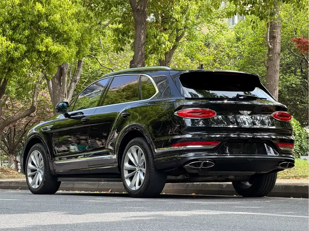 Bentley Bentayga — миниатюра 6