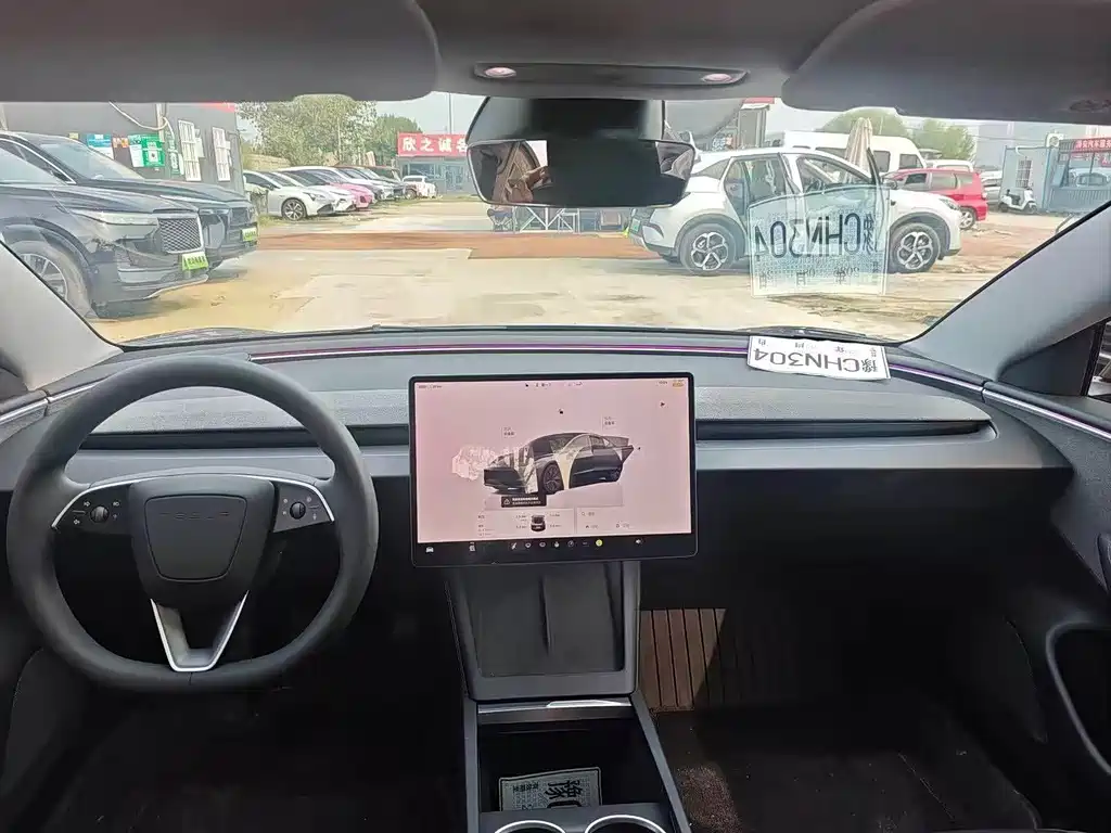 Tesla Model 3 — миниатюра 4