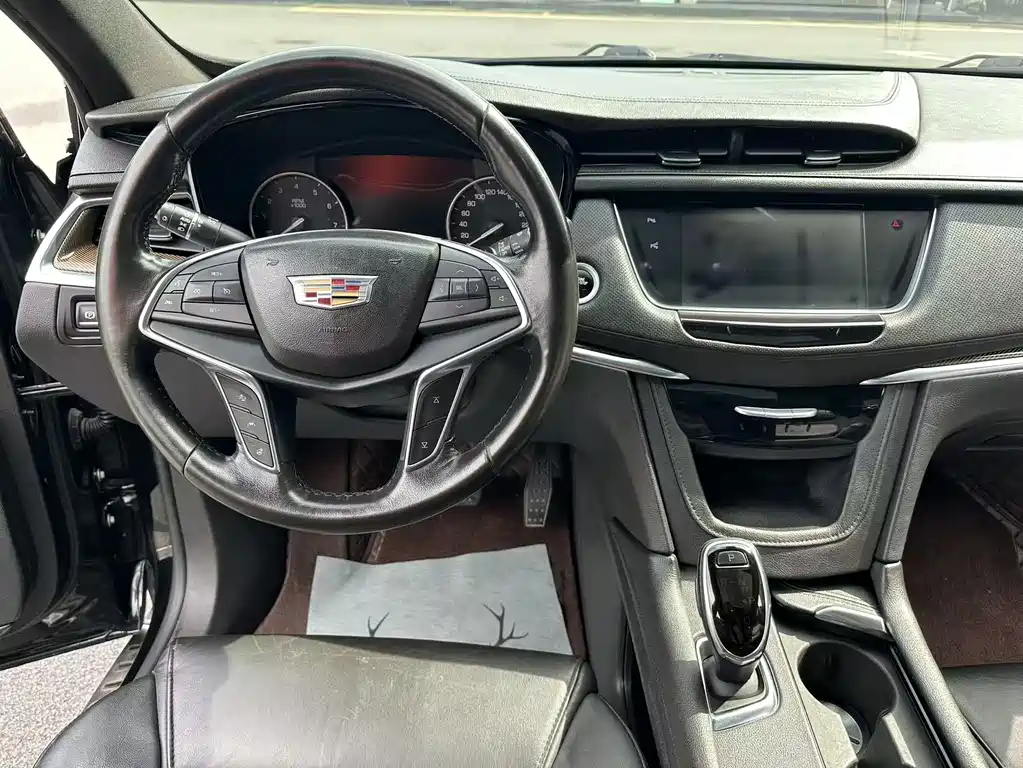Cadillac XT5 — миниатюра 12