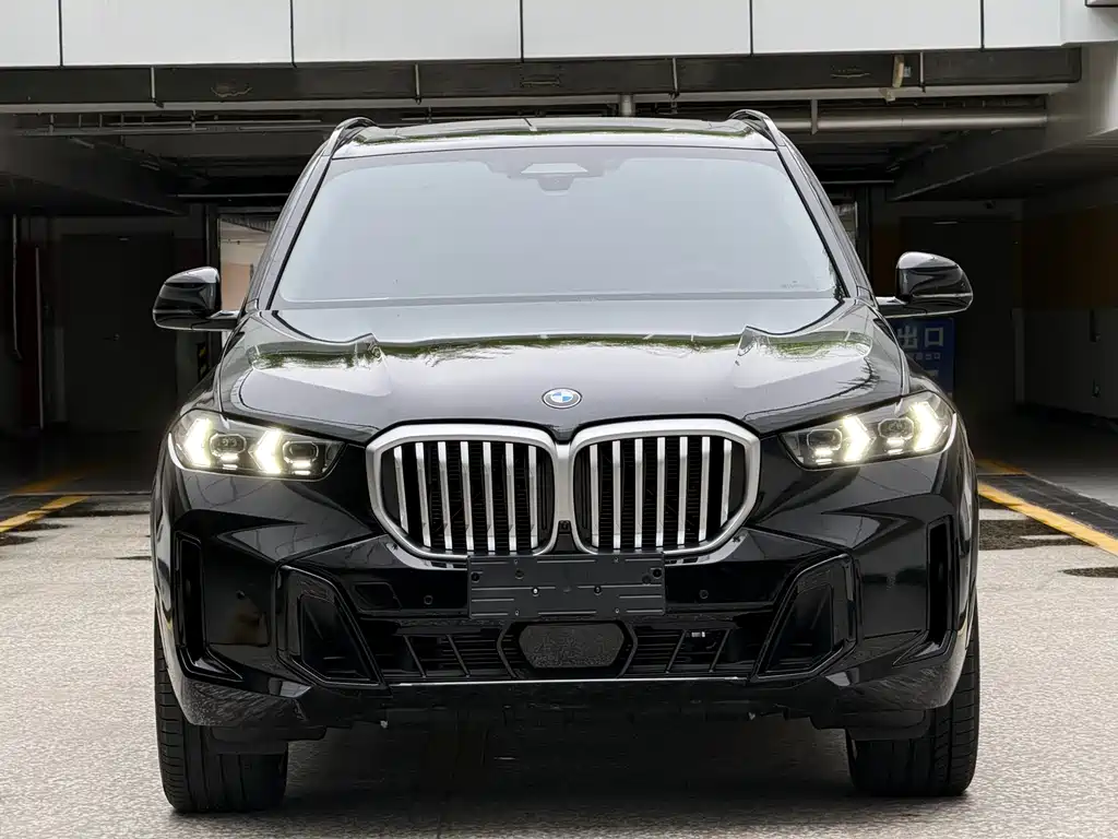 BMW X5 2026 xDrive 30Li Premium M Sport