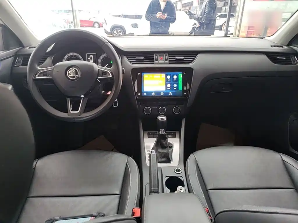 Skoda Octavia — миниатюра 10