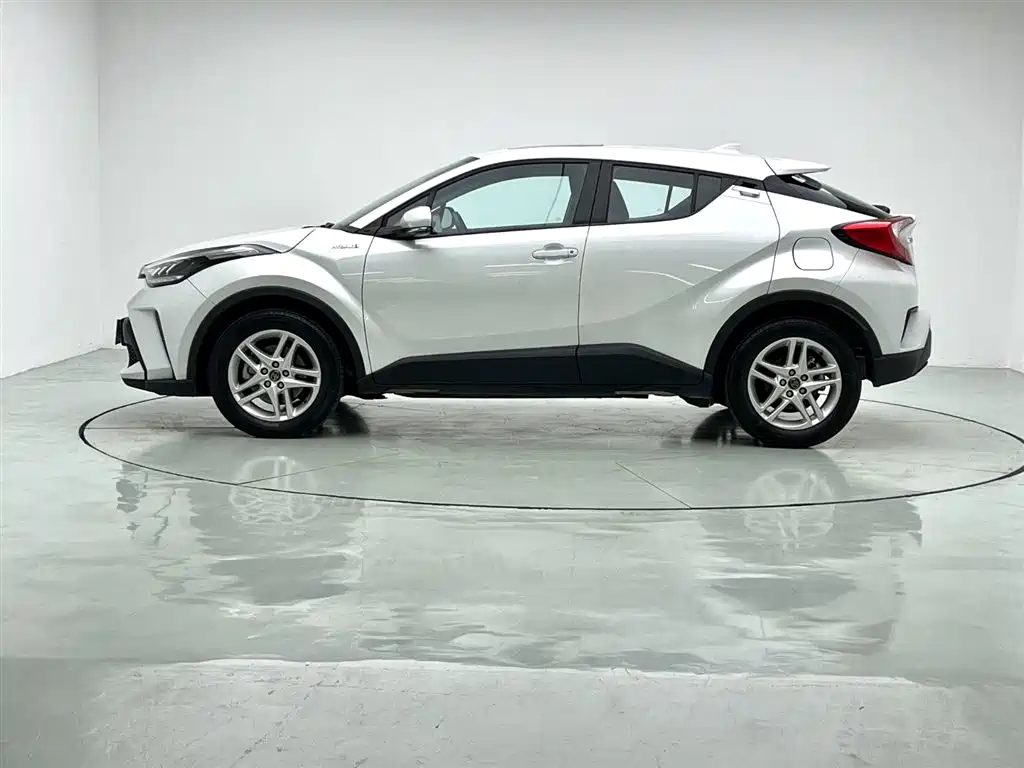 TOYOTA C HR