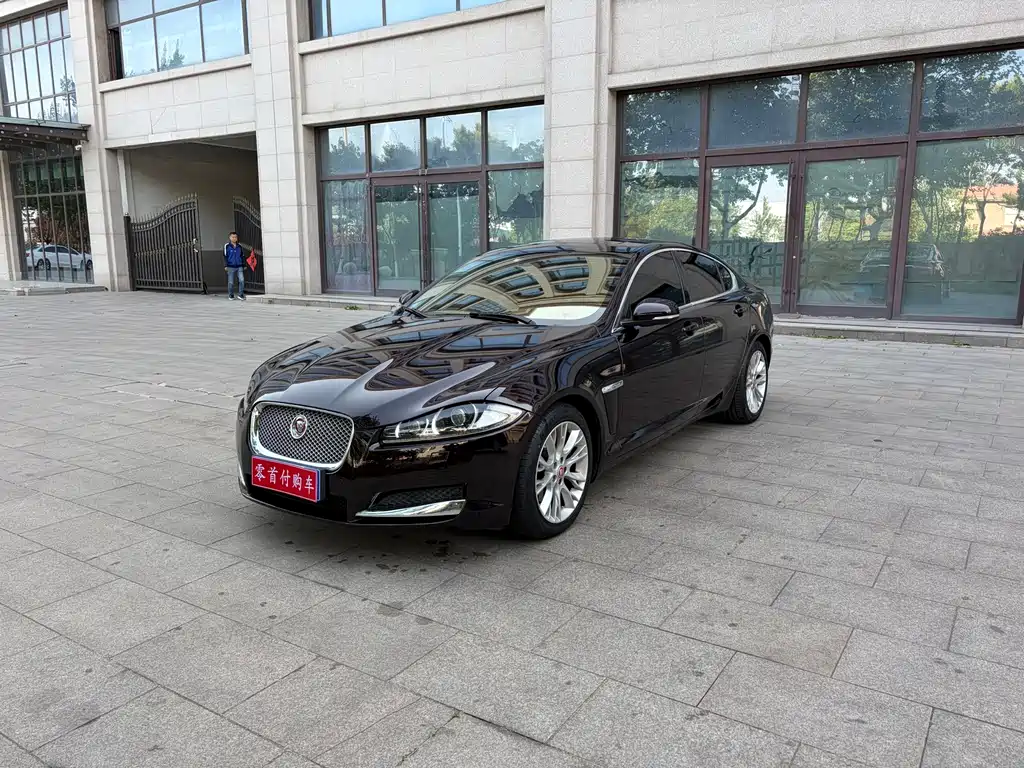 Jaguar XF 2014