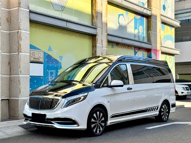 MERCEDES-BENZ VITO 2023