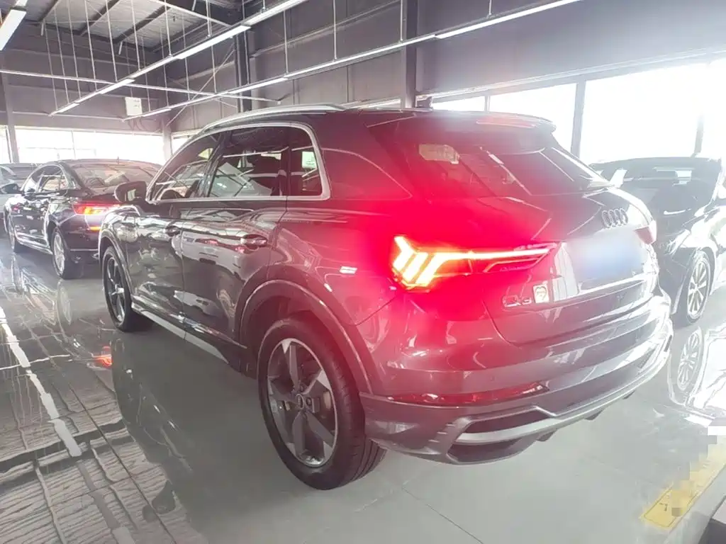 Audi Q3 — миниатюра 5