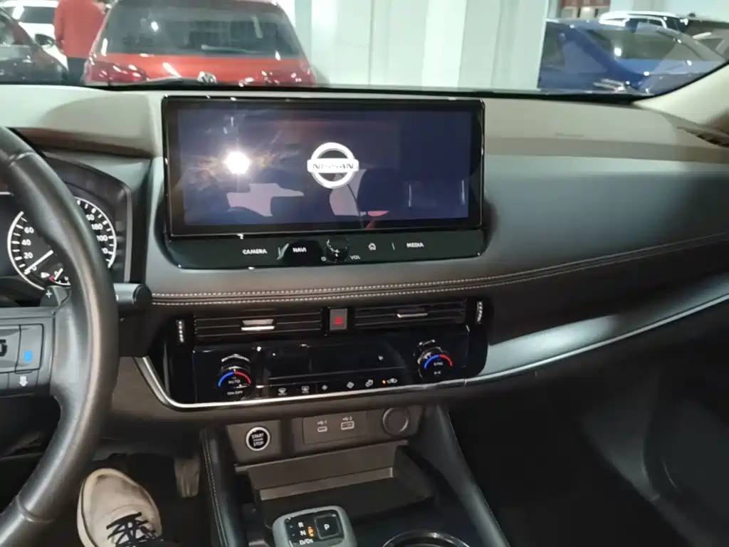 Nissan X-Trail — миниатюра 13