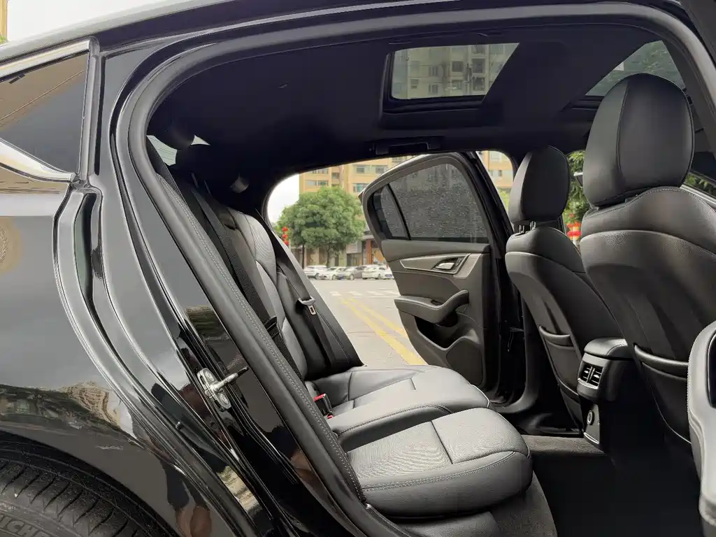 Cadillac CT5 — миниатюра 20