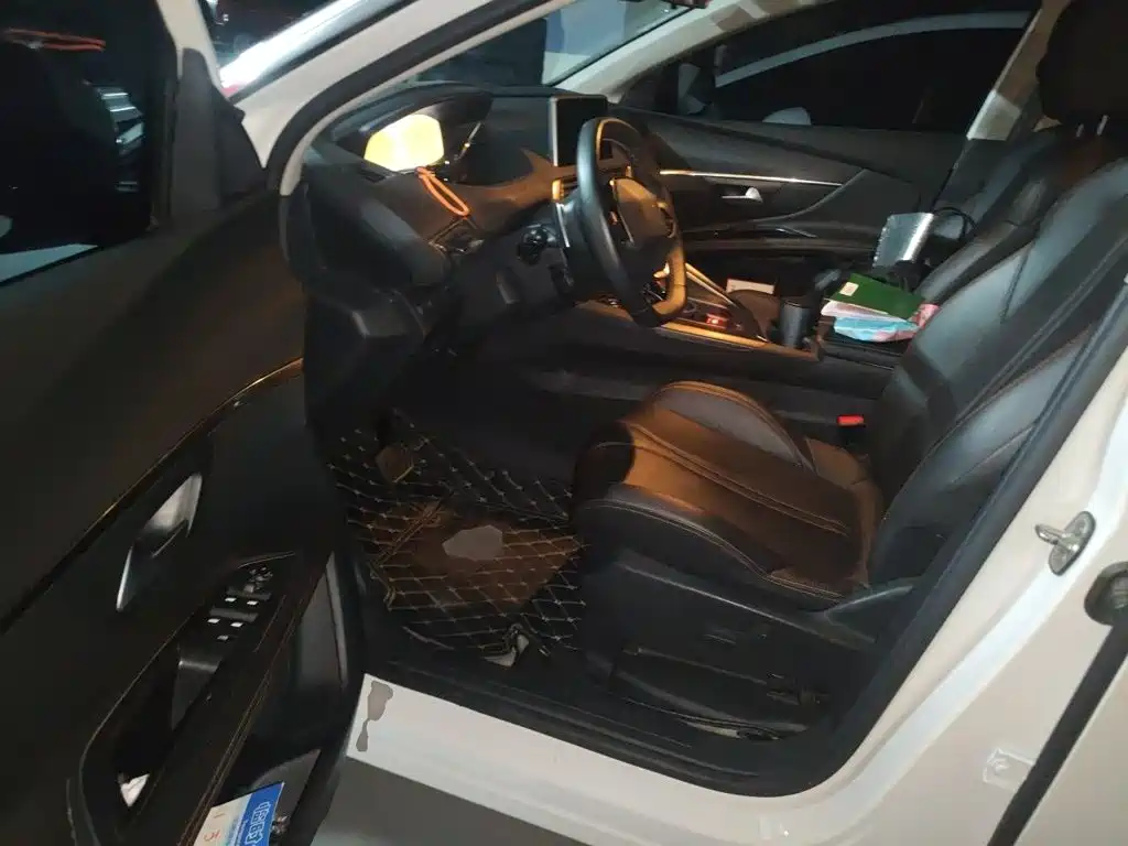 Peugeot 4008 — миниатюра 14
