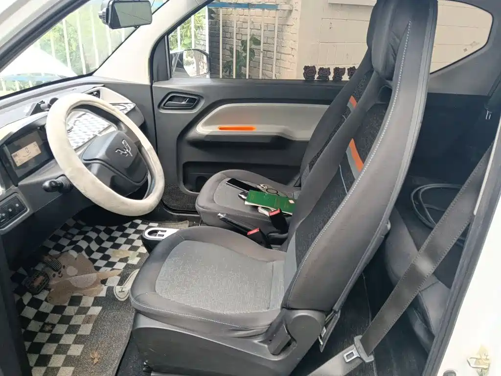 Wuling MINIEV — миниатюра 8
