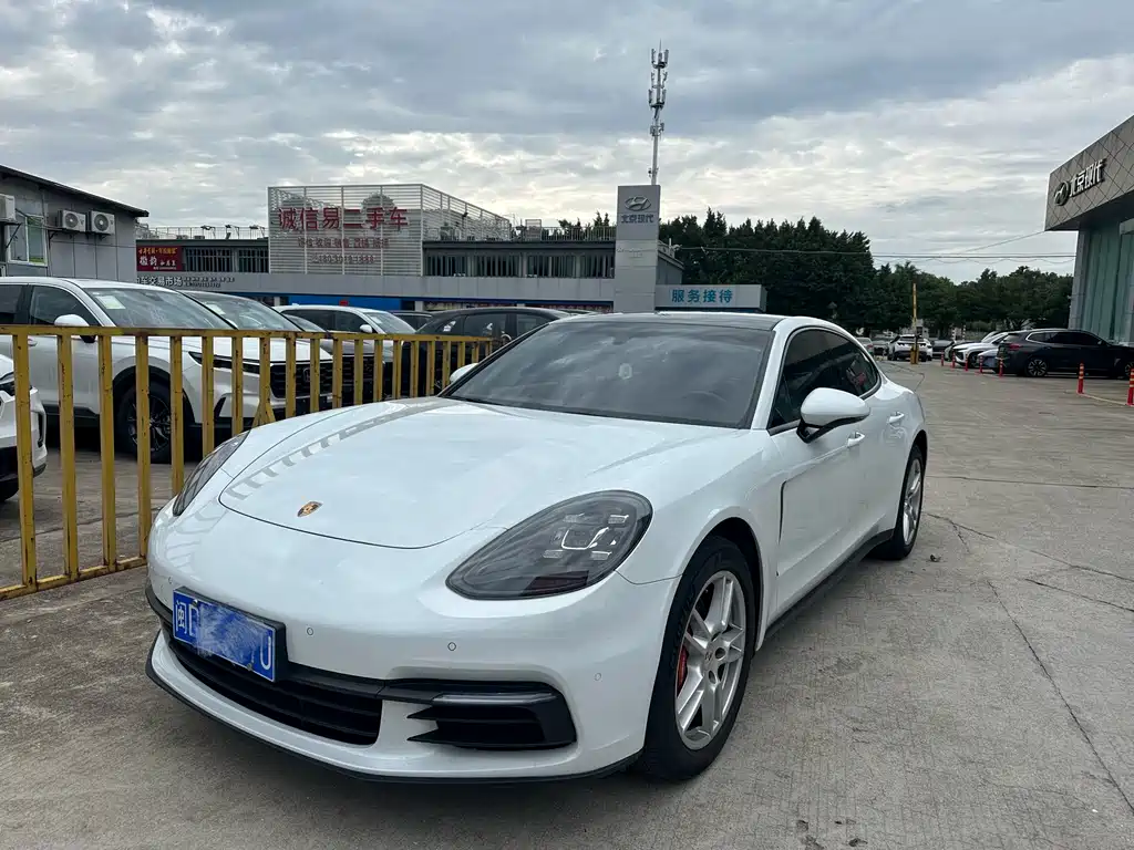 Porsche Panamera 2017