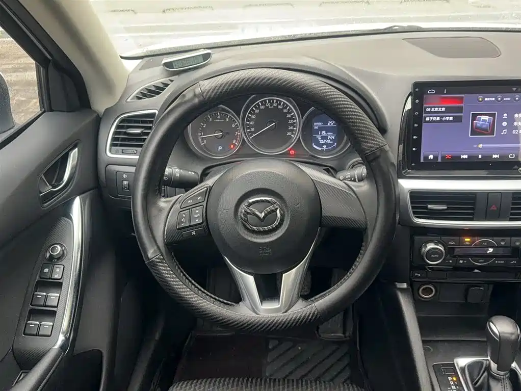 Mazda CX-5 2015 2.0L AT