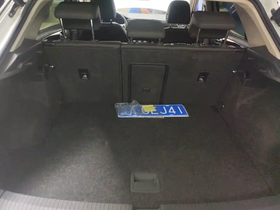Volkswagen T-Roc — миниатюра 4