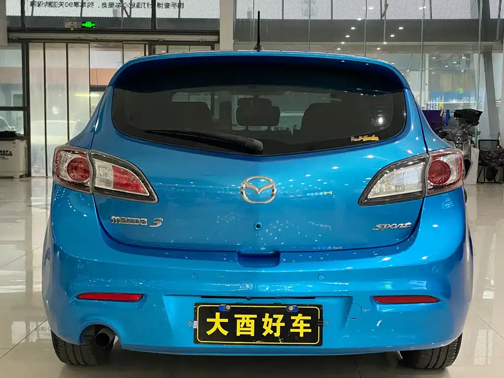 Mazda 3 (Import) — миниатюра 9