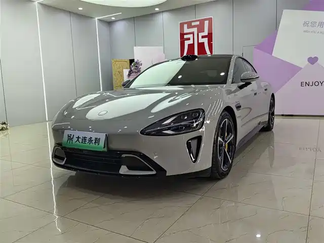 XIAOMI CAR XIAOMI SU7 2024