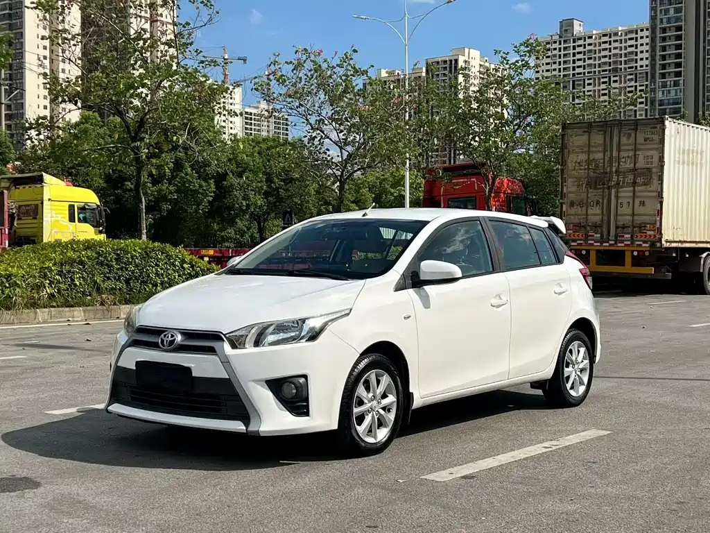 Toyota Yaris L