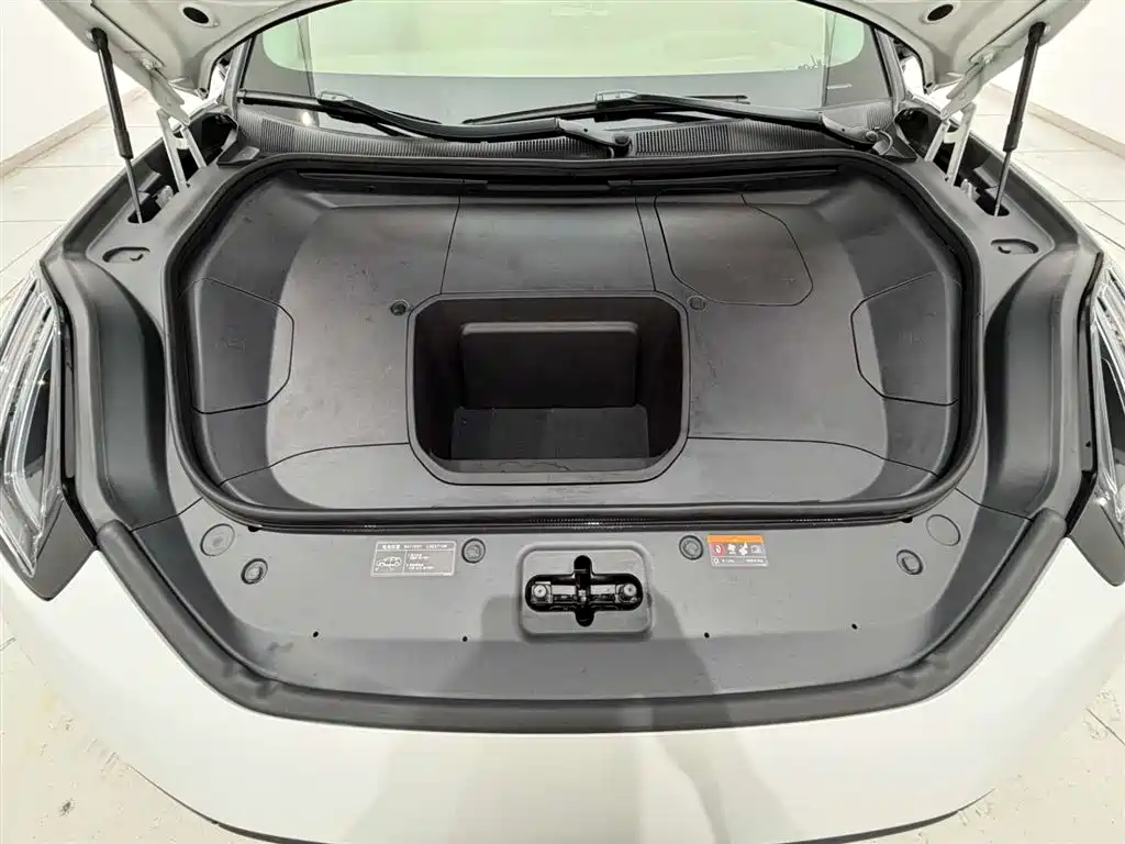 ZEEKR EXTREME KRYPTON 001