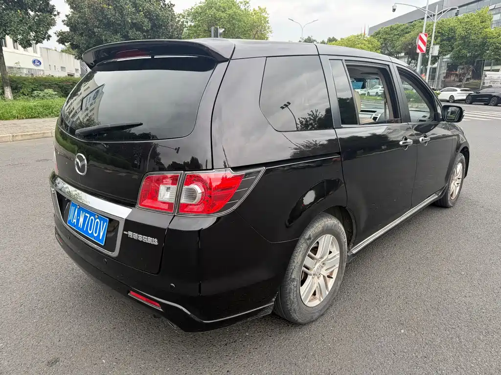 Mazda 8 — миниатюра 6