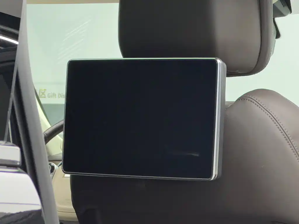 Land Rover Range Rover — миниатюра 11
