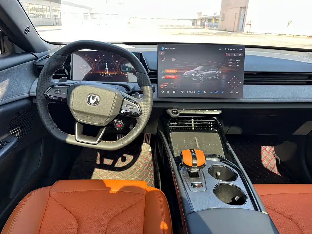 Changan UNI-V — миниатюра 4