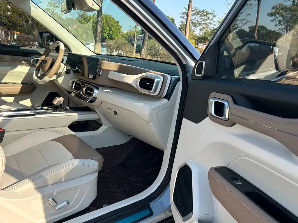 GEELY AUTOMOBILE GEELY ICON