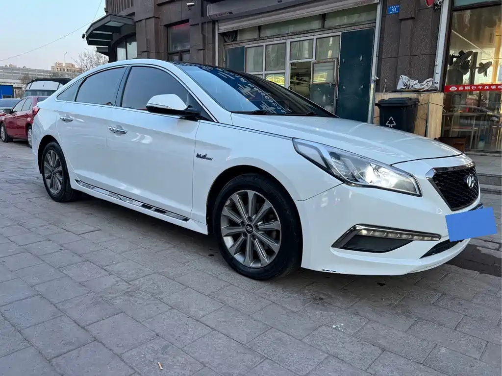 Hyundai Sonata — миниатюра 3