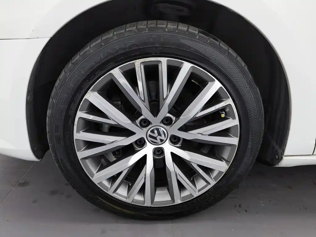 Volkswagen CC — миниатюра 17
