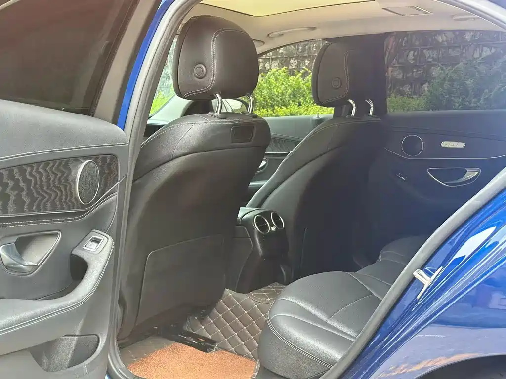 MERCEDES-BENZ C CLASS