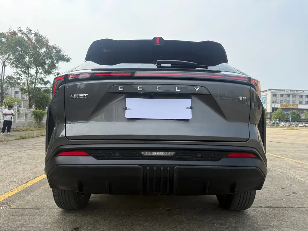 Geely Boyue — миниатюра 7
