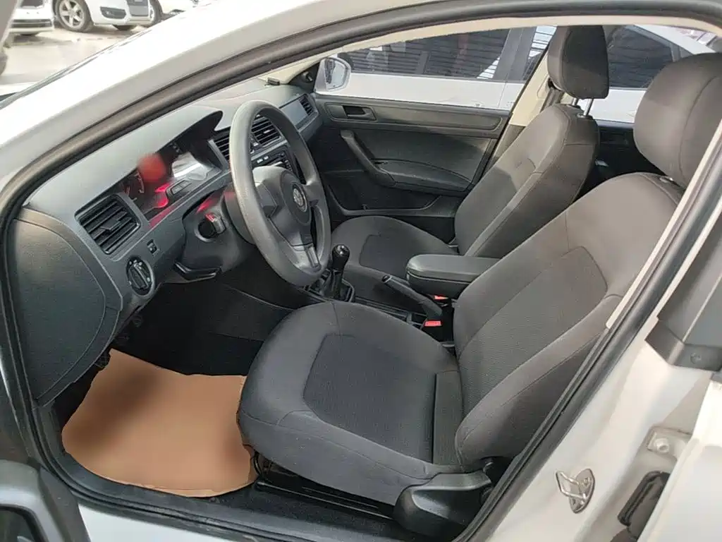Volkswagen Santana — миниатюра 15