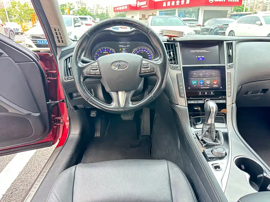 Infiniti Q50L — миниатюра 5