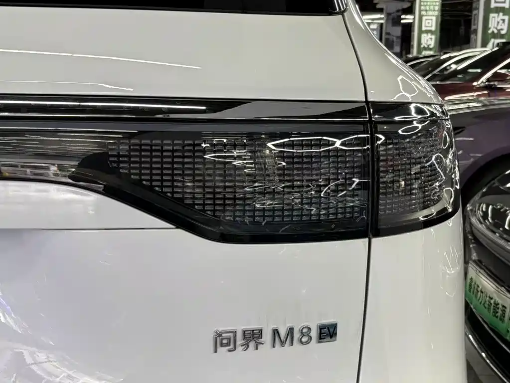AITO AITO M8 — миниатюра 20