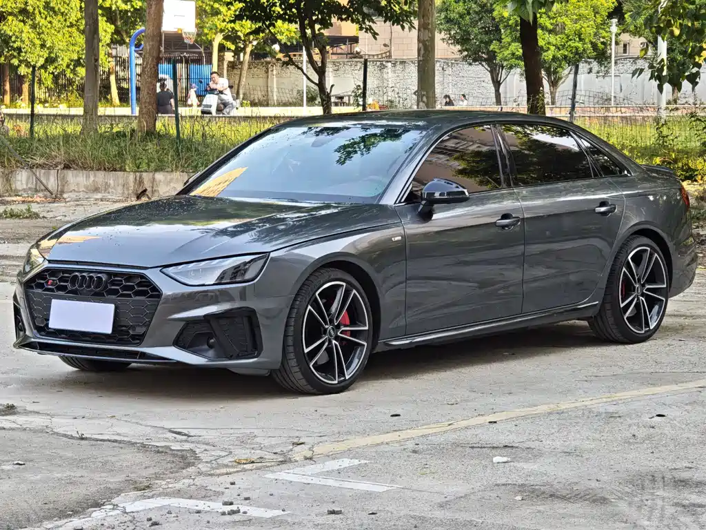 Audi A4L 2025
