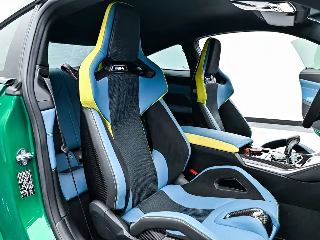 BMW M4 — миниатюра 8