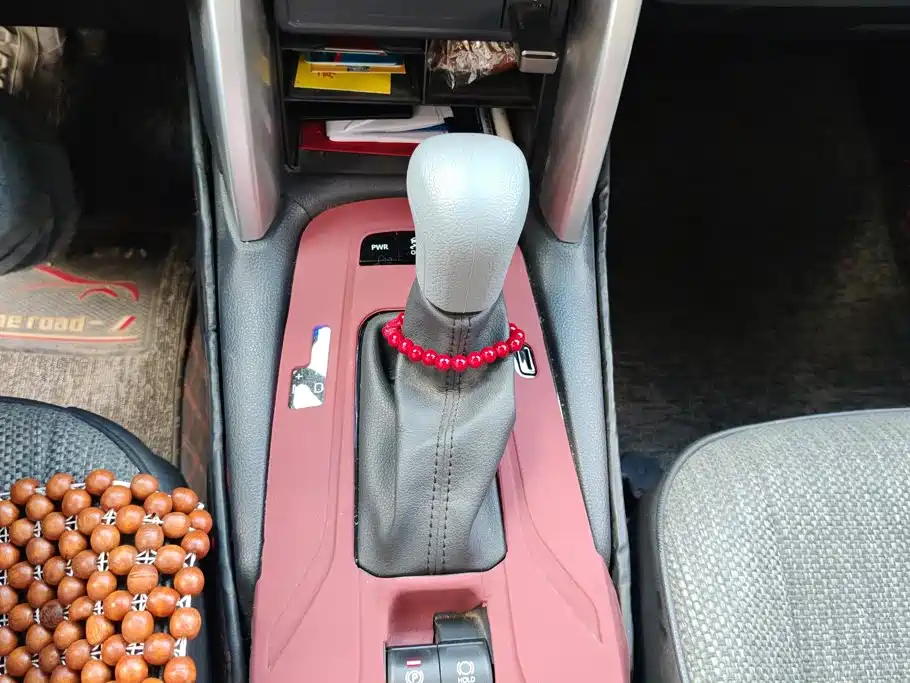 Toyota Corolla Cross — миниатюра 16